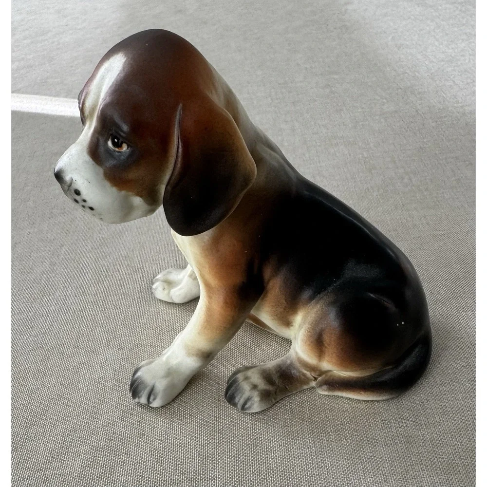 Vintage Mid Century Ceramic Beagle Puppy Figurine‎ Hand Painted Dog Decor